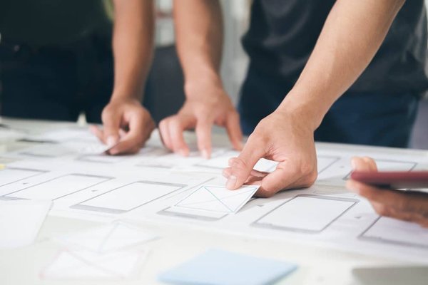 Quelles sont les meilleures applications pour suivre les tendances de la mode et du style en 2024 ?